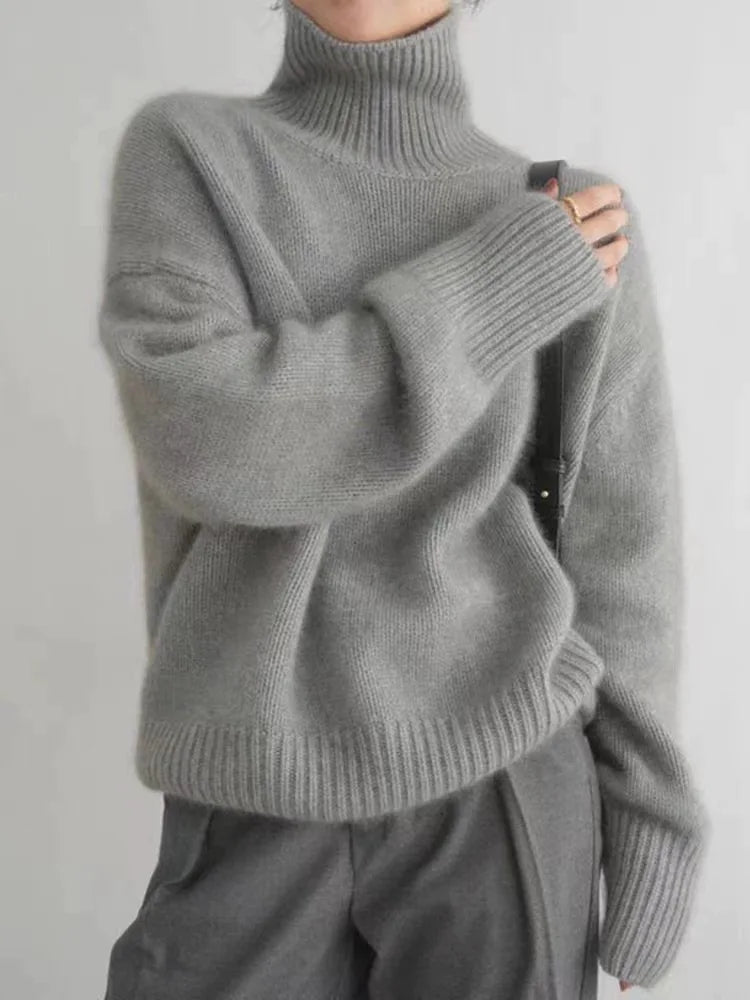 LINN SOFT TURTLENECK SWEATER