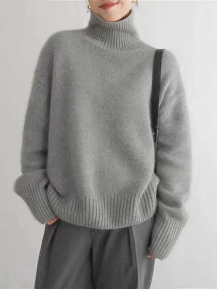 LINN SOFT TURTLENECK SWEATER