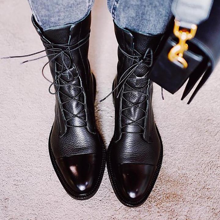 HELLEN BOOTS WITH PREMIUM HEEL